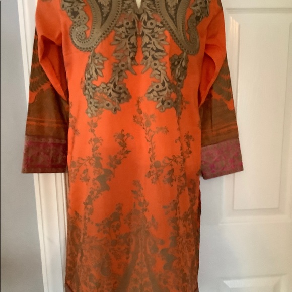 Pakistani designer shalwar kameez - Picture 1 of 10